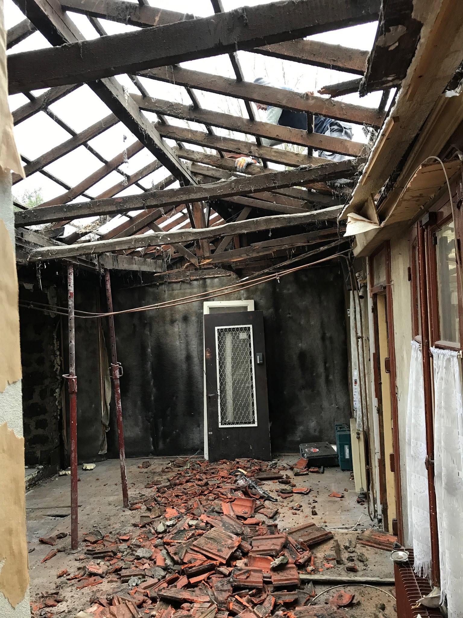 Construction de maison avec conception technique des parois